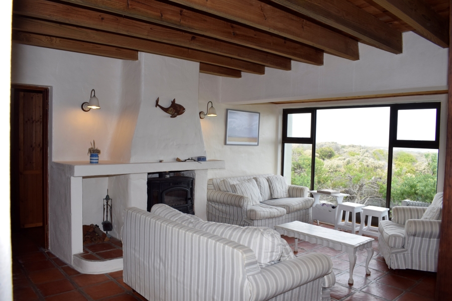 6 Bedroom Property for Sale in Suiderstrand Western Cape